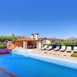 Allegra Villa